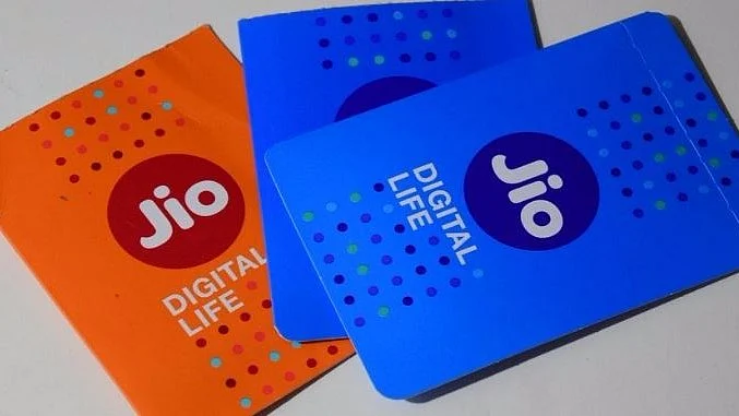 reliance-jio-launches-most-expensive-rs-8499-broadband-plan